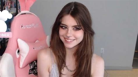 Sariixo Nude POV Vibrator Masturbation OnlyFans Video Leaked